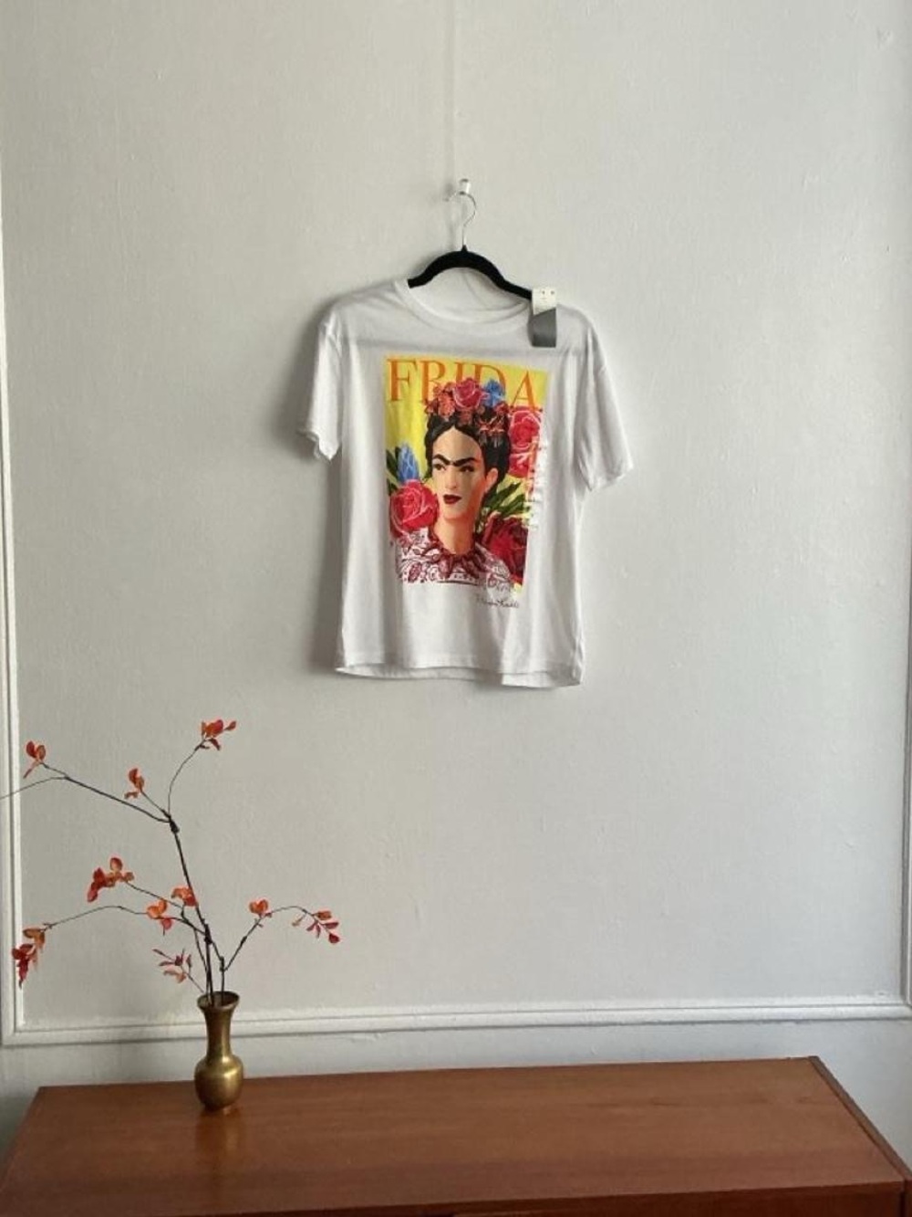 White Graphic Frida Short Sleeve Tee